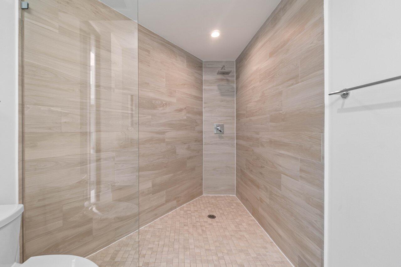 106 Inlet #304, Palm Beach Shores FL 33404