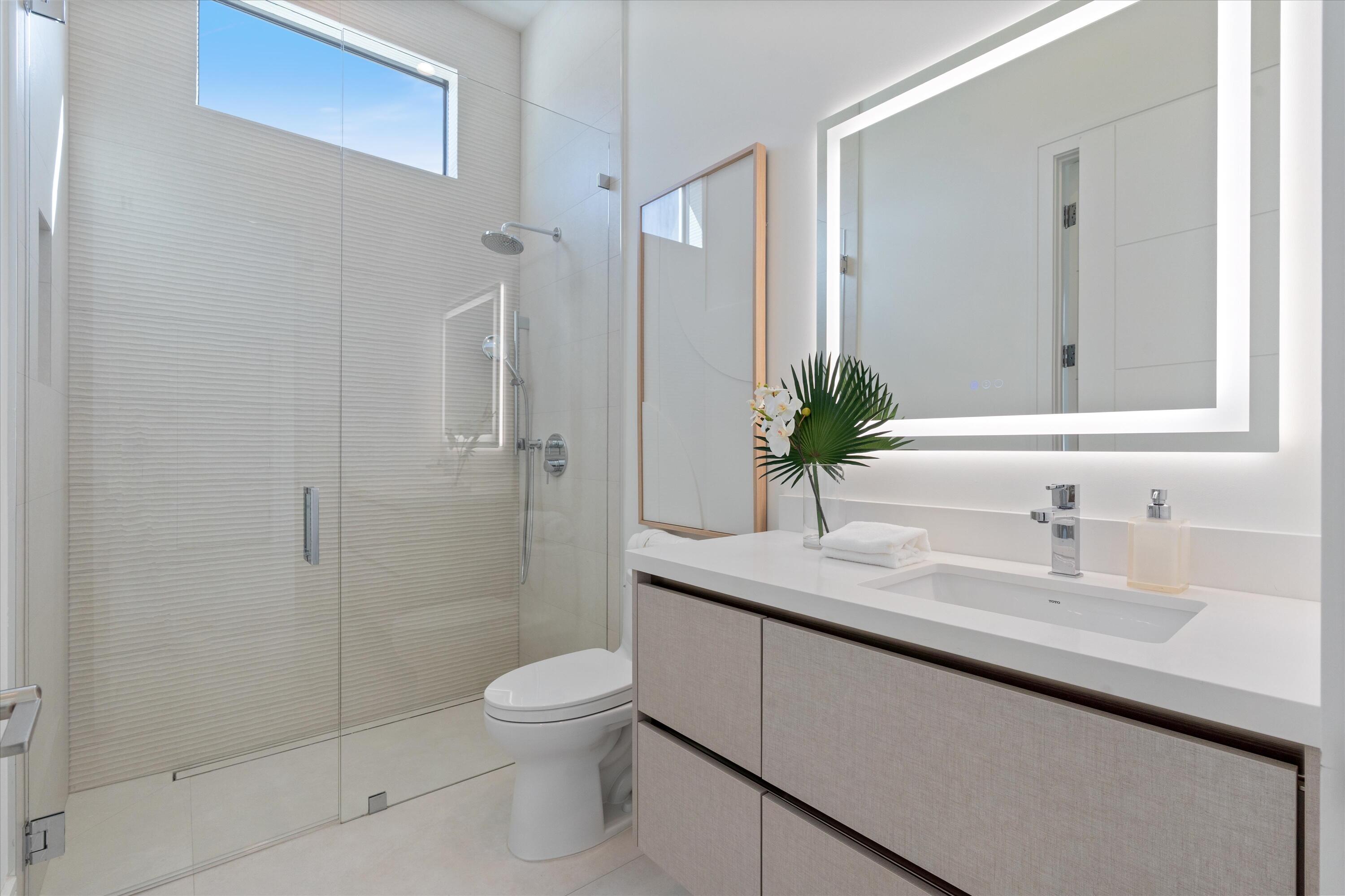 498 NE 6th, Boca Raton FL 33432