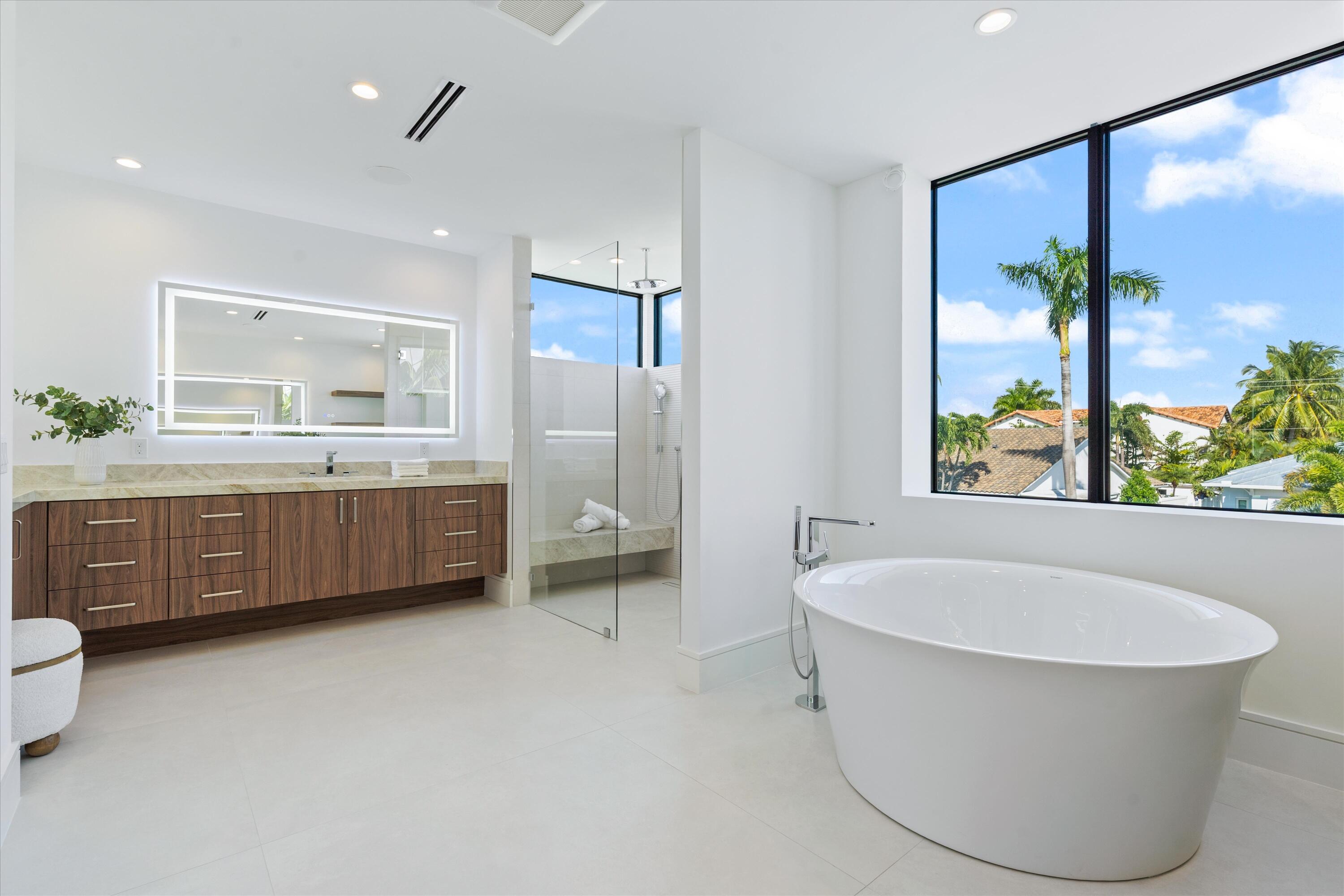 498 NE 6th, Boca Raton FL 33432
