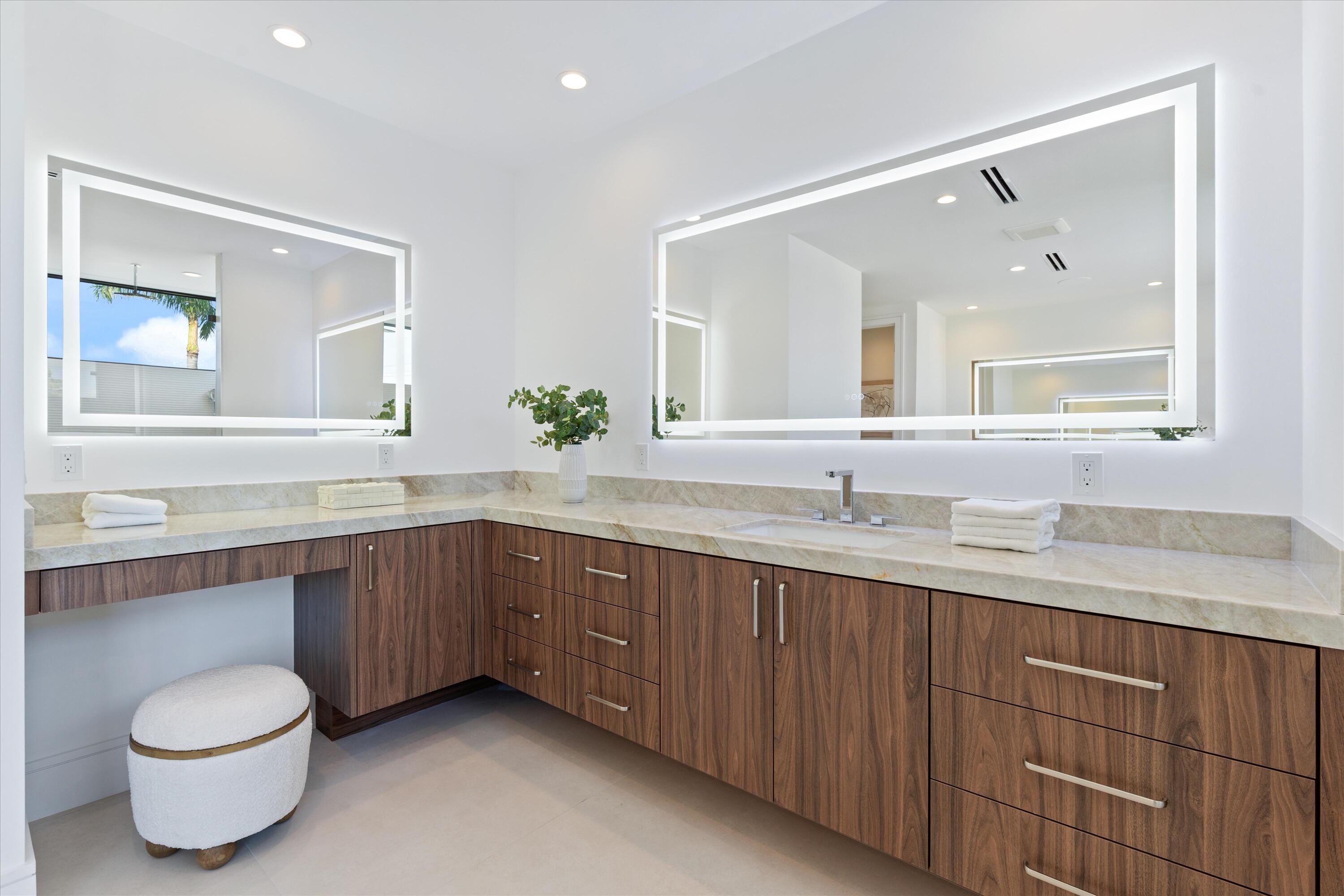 498 NE 6th, Boca Raton FL 33432