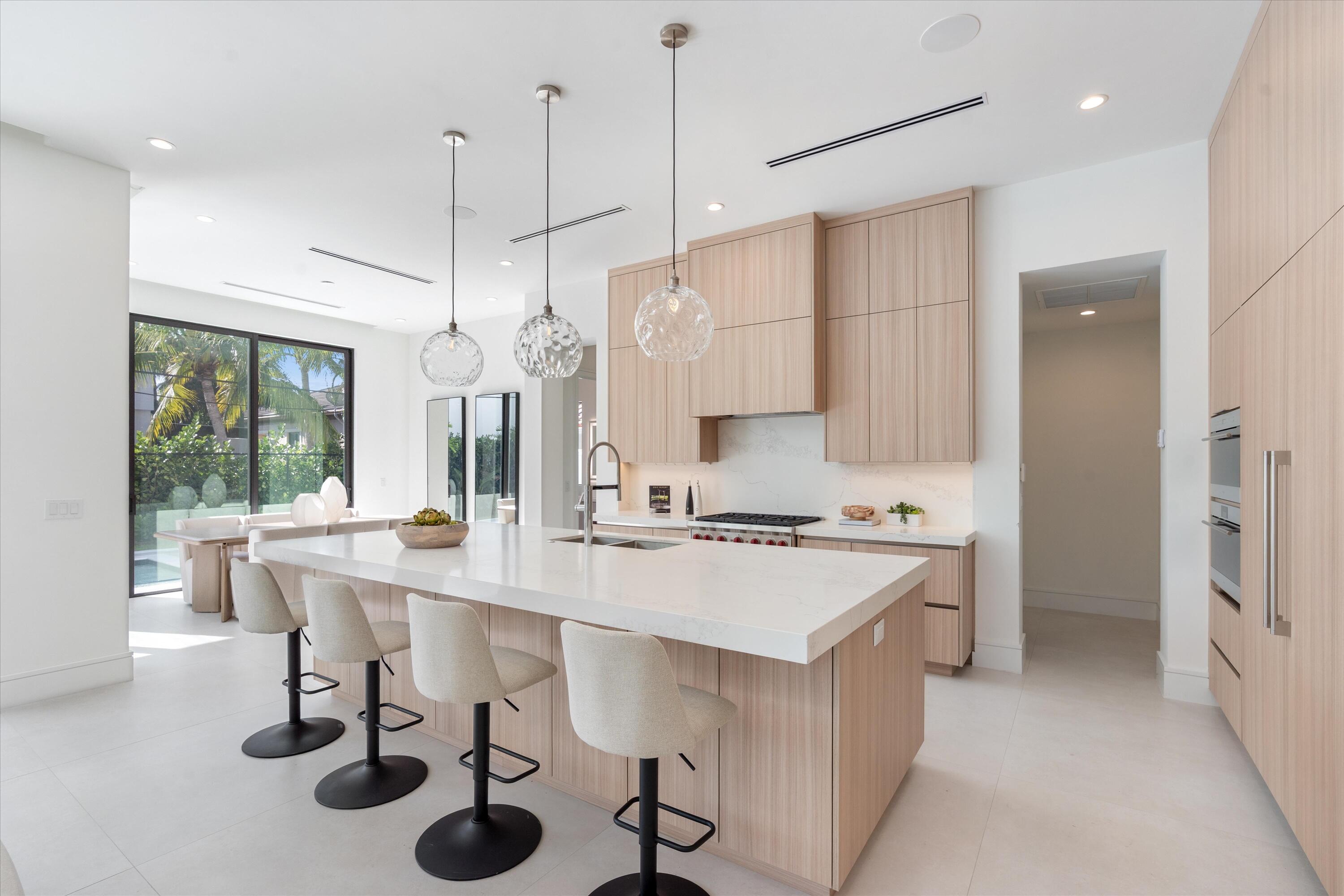 498 NE 6th, Boca Raton FL 33432