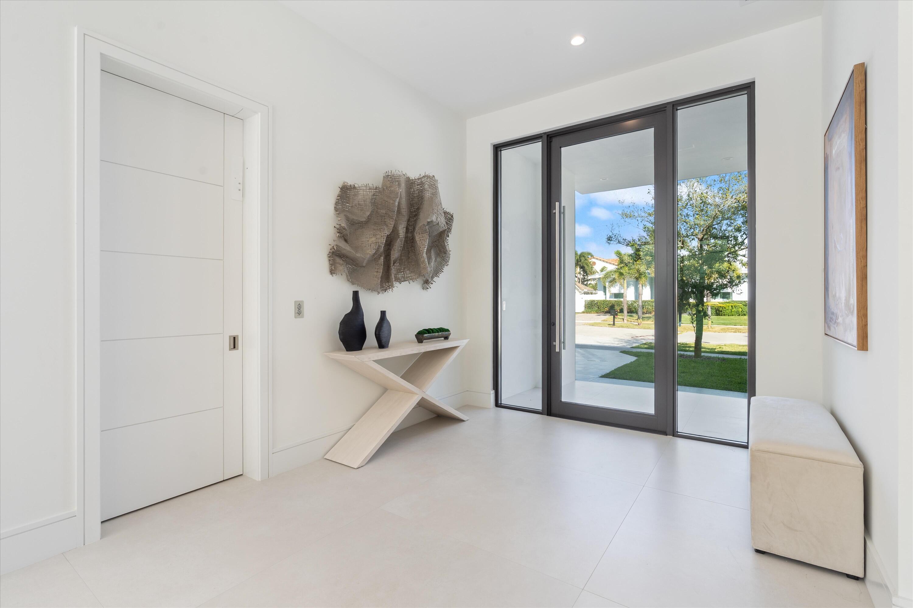 498 NE 6th, Boca Raton FL 33432