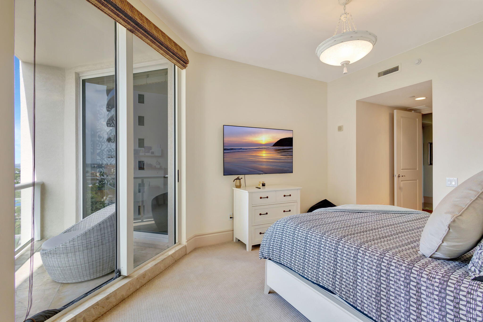 2700 N Ocean #804a, Riviera Beach FL 33404