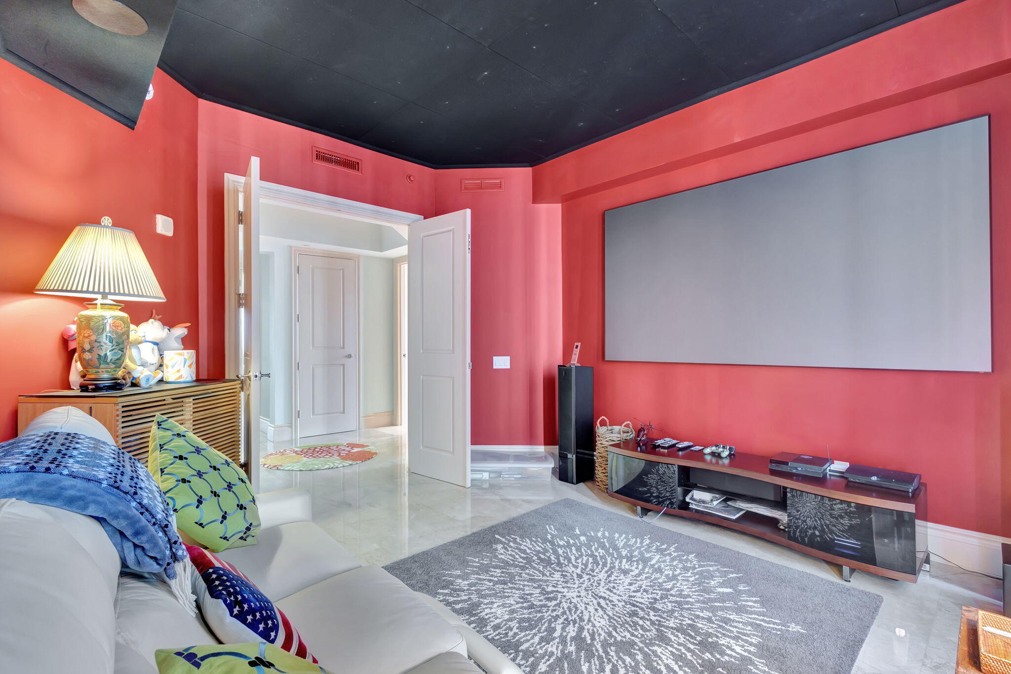 2700 N Ocean #804a, Riviera Beach FL 33404