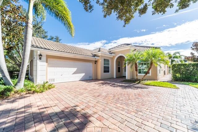 4908 Grassleaf, Palm Beach Gardens FL 33418