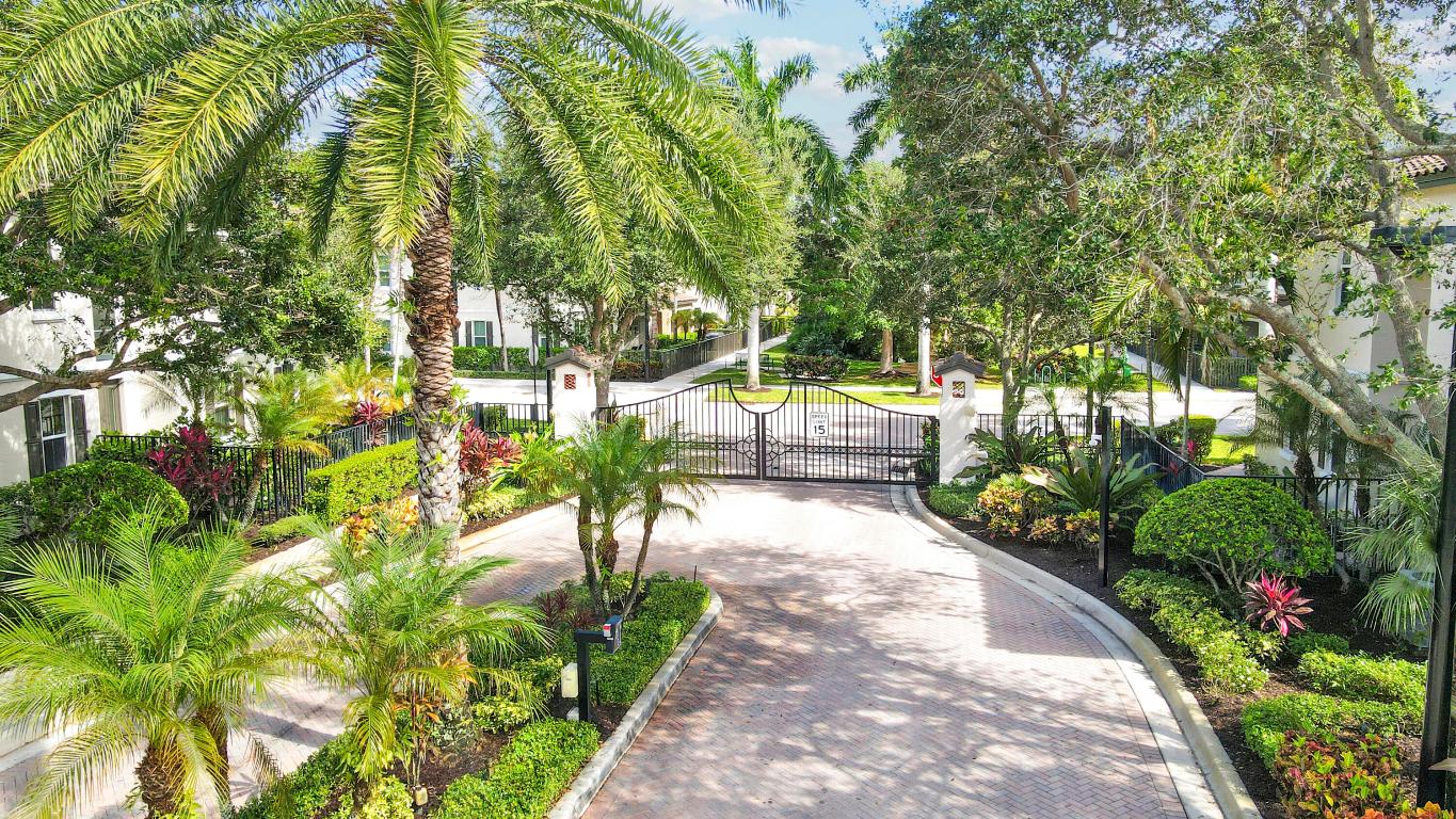 4558 Mediterranean, Palm Beach Gardens FL 33418