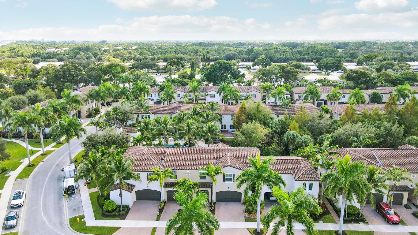 4558 Mediterranean, Palm Beach Gardens FL 33418