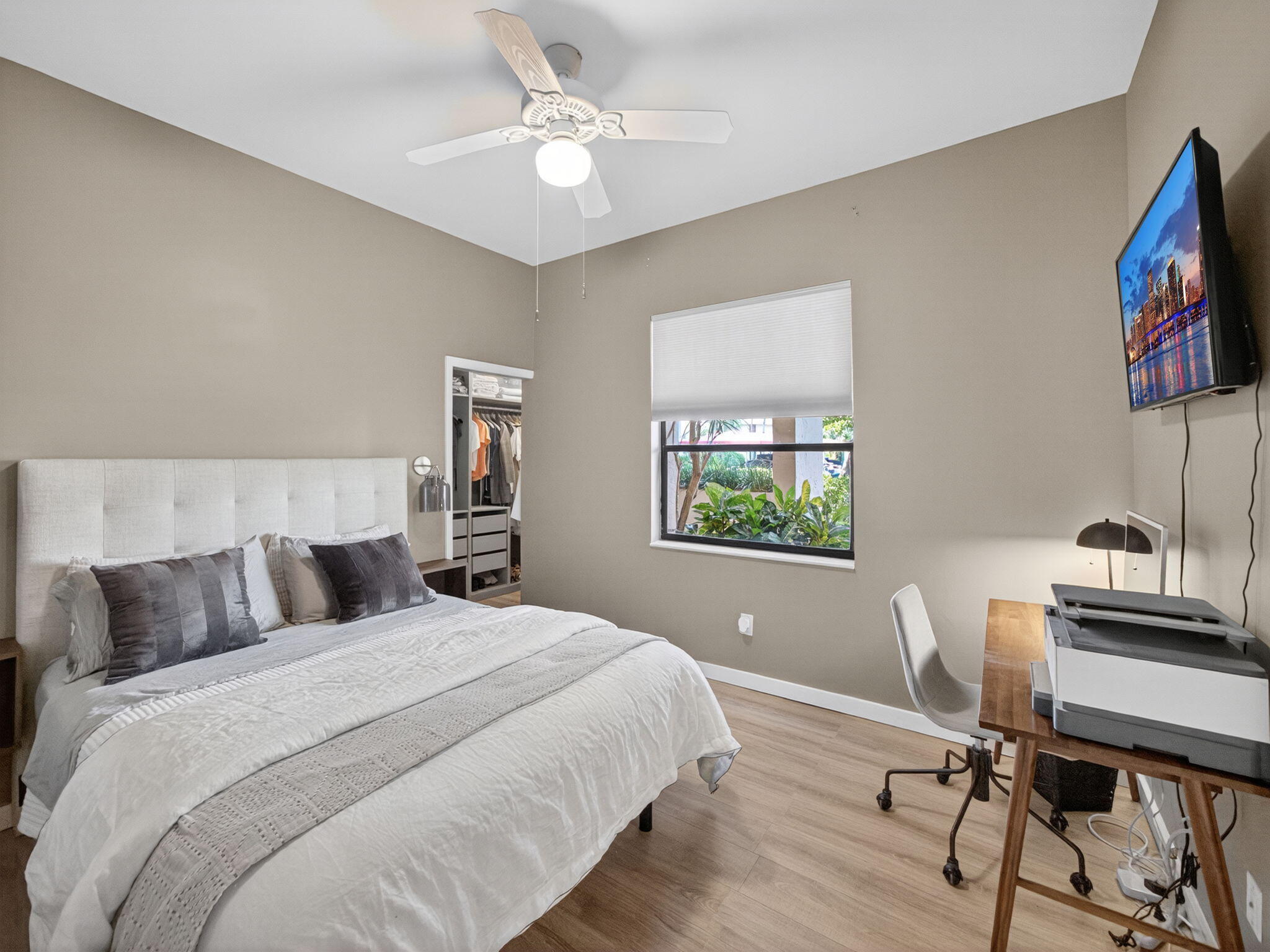 7472 La Paz #109, Boca Raton FL 33433