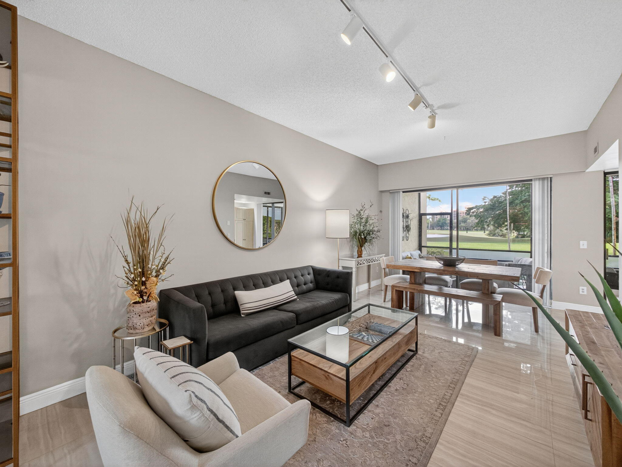 7472 La Paz #109, Boca Raton FL 33433