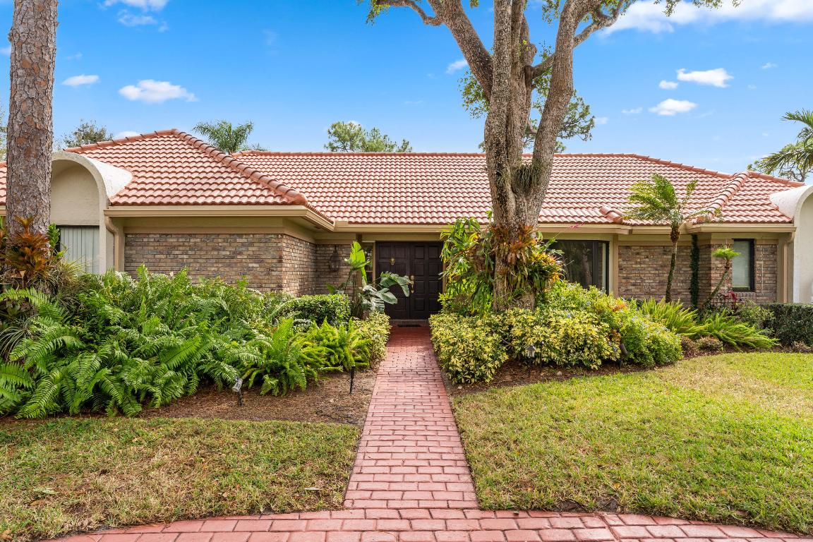 20816 Pinar, Boca Raton FL 33433