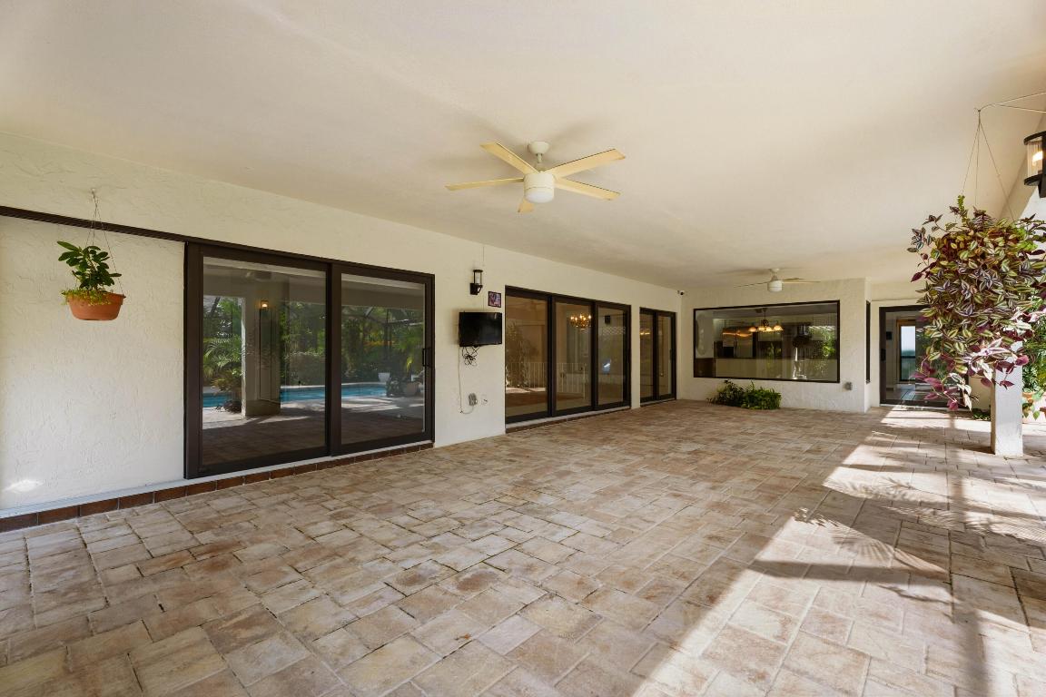 20816 Pinar, Boca Raton FL 33433