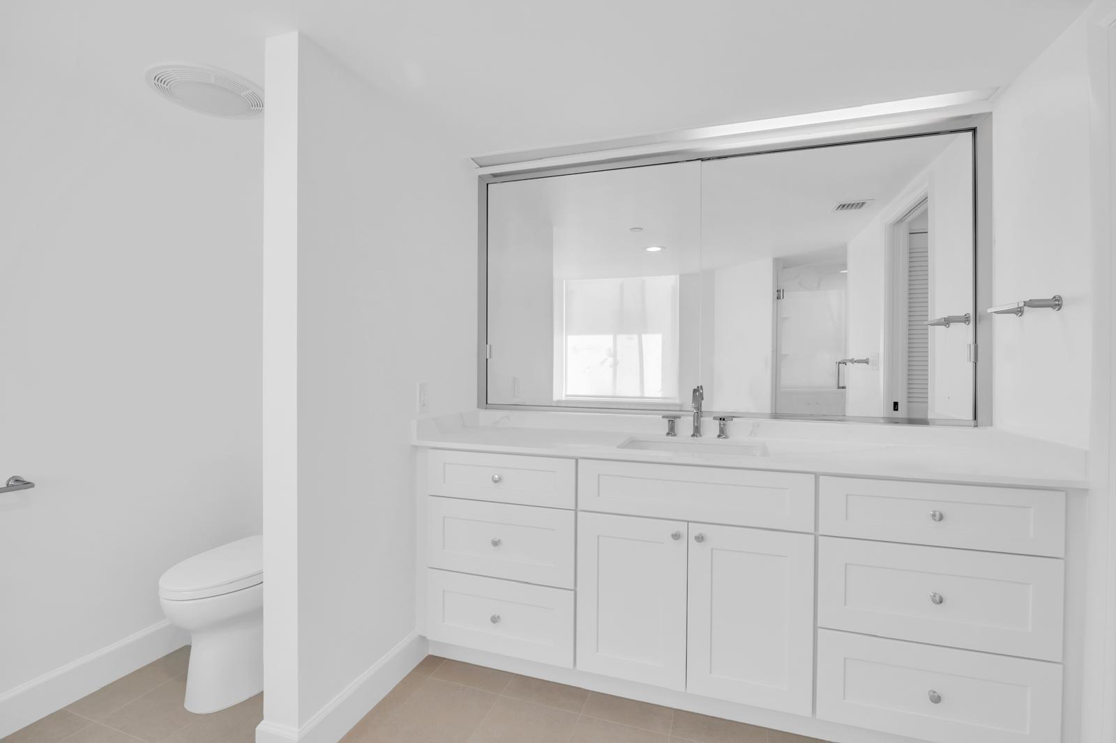 529 S Flagler Dr #14h, West Palm Beach FL 33401