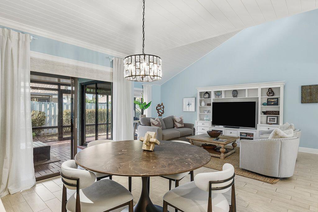 17225 Fownes Crescent, Jupiter FL 33477