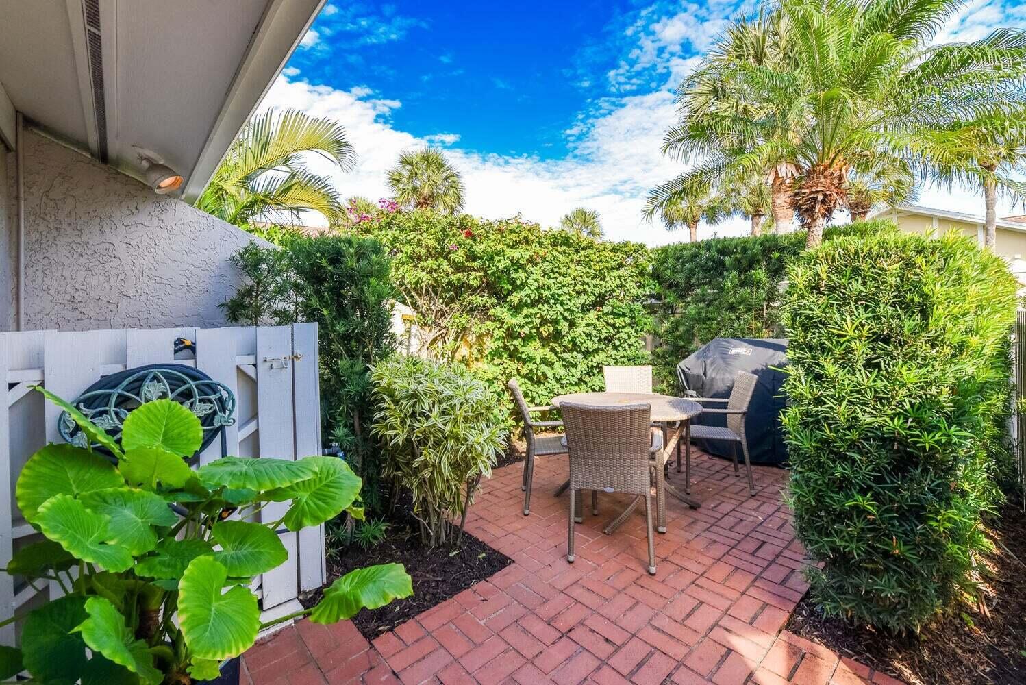 17225 Fownes Crescent, Jupiter FL 33477