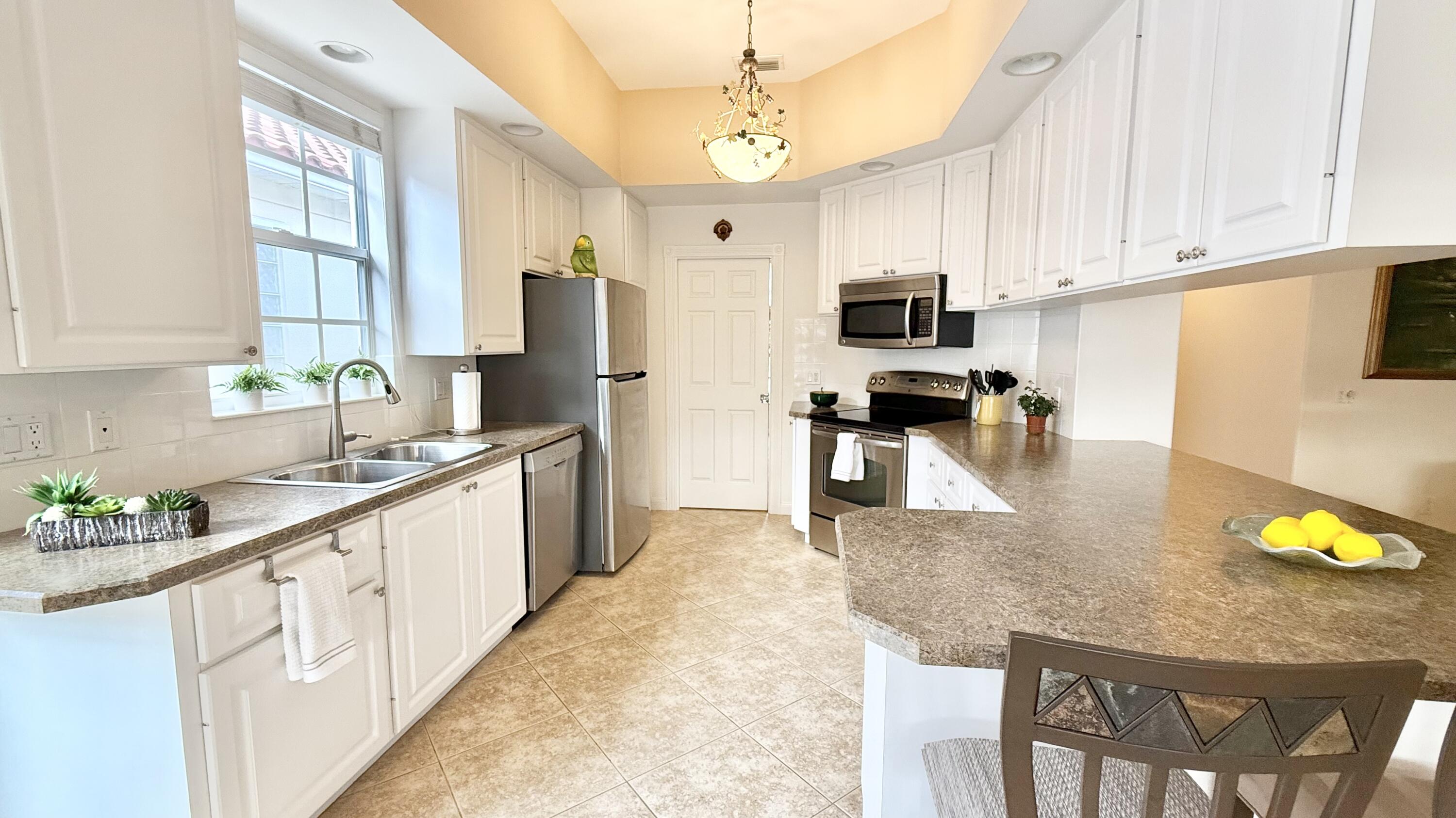 2603 Muskegon, West Palm Beach FL 33411