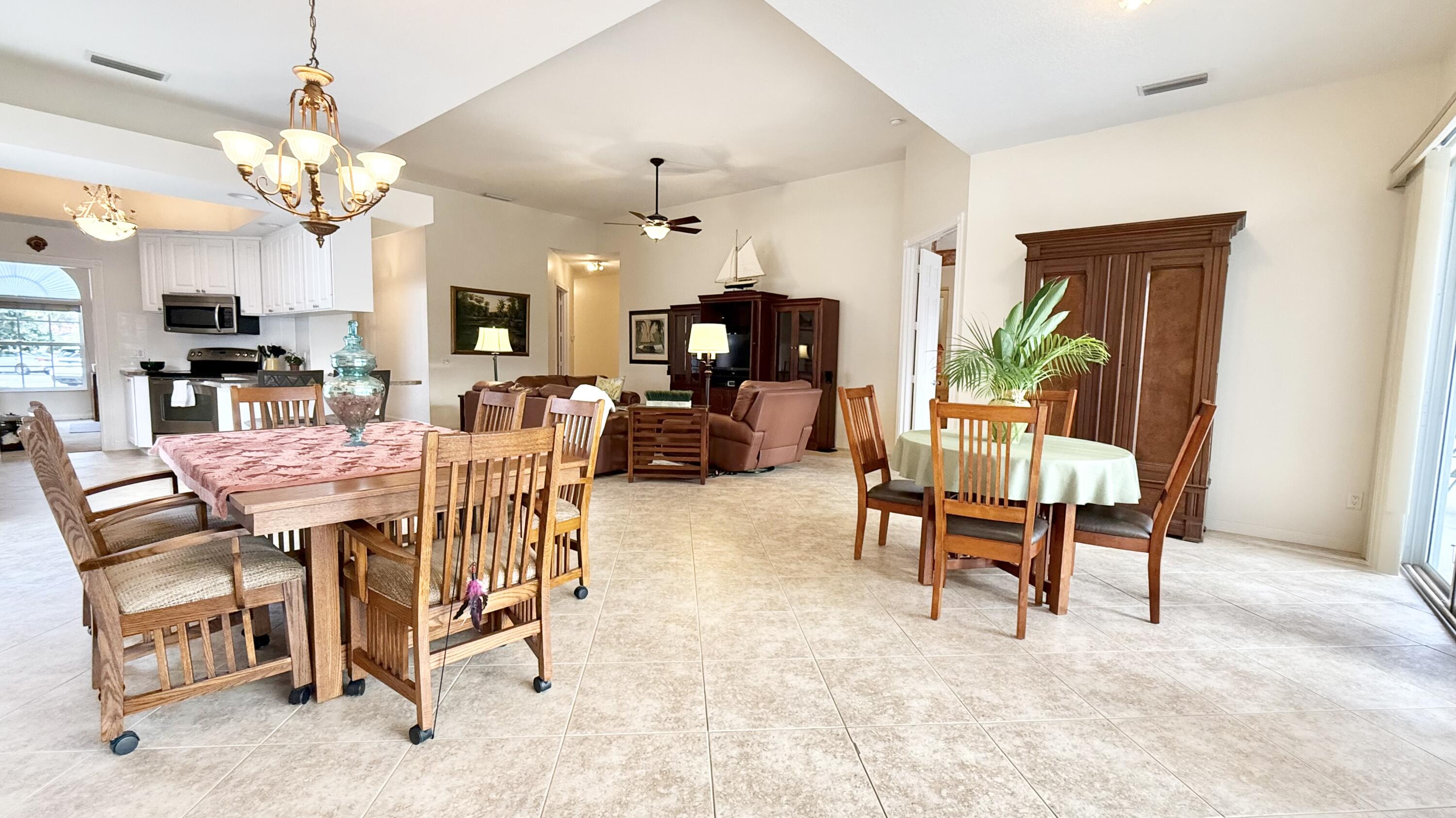 2603 Muskegon, West Palm Beach FL 33411