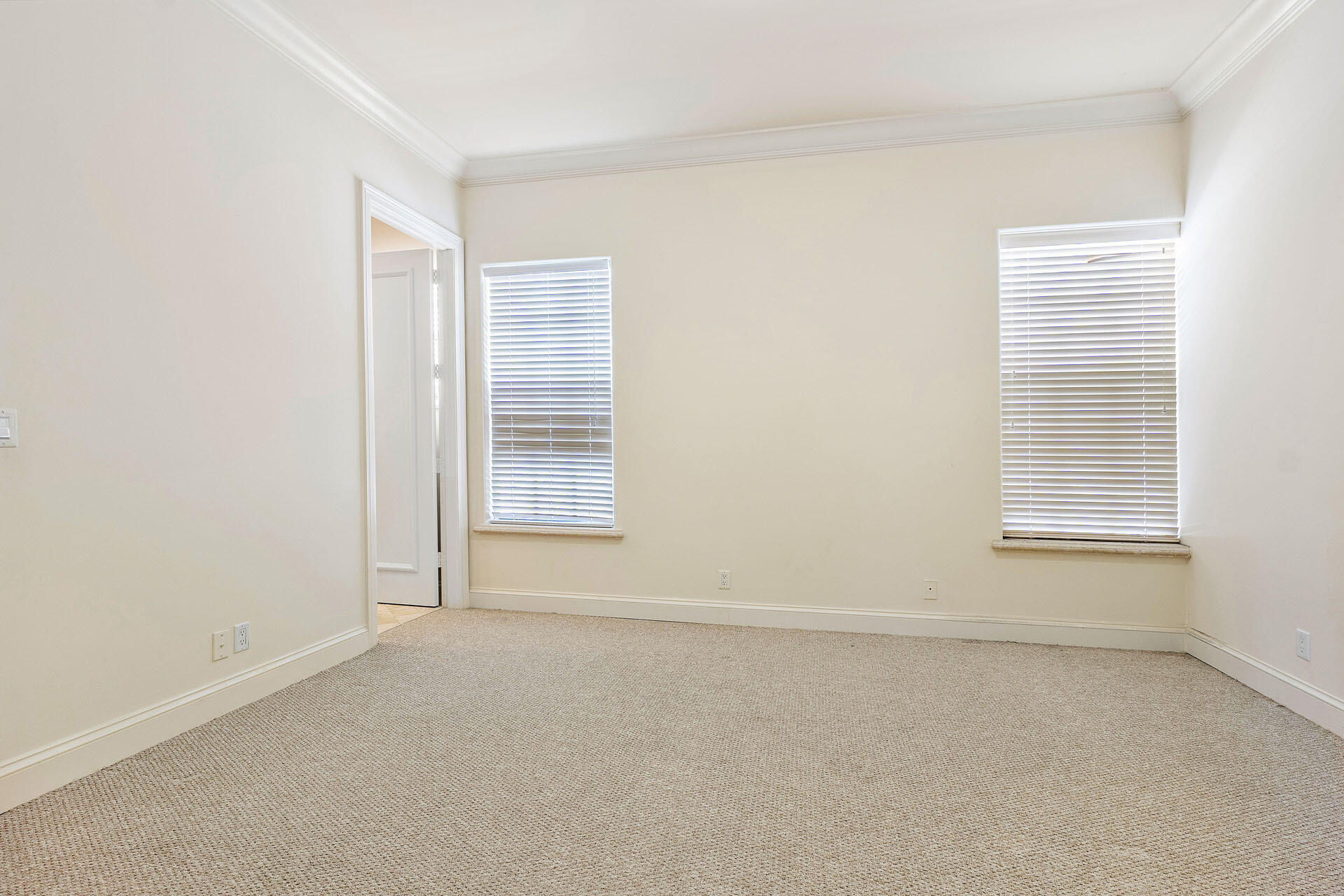 159 W Coconut Palm, Boca Raton FL 33432