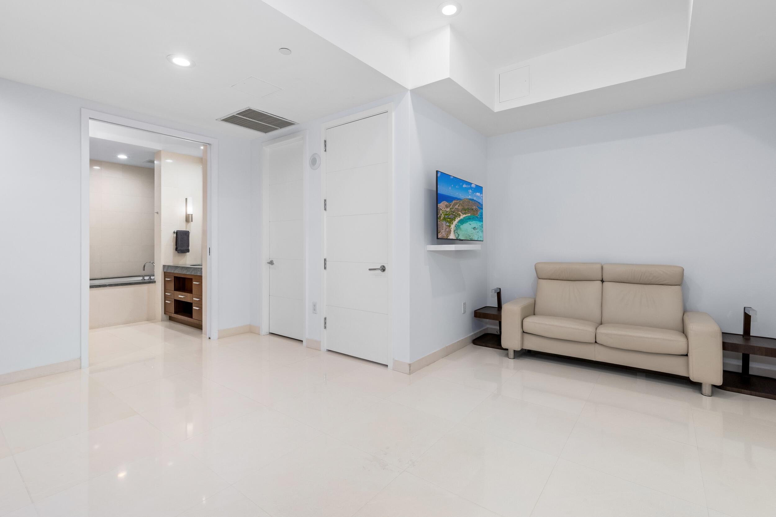 1000 S Ocean #110, Boca Raton FL 33432