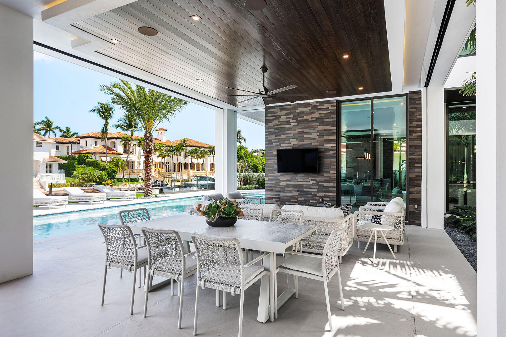 169 W Coconut Palm, Boca Raton FL 33432