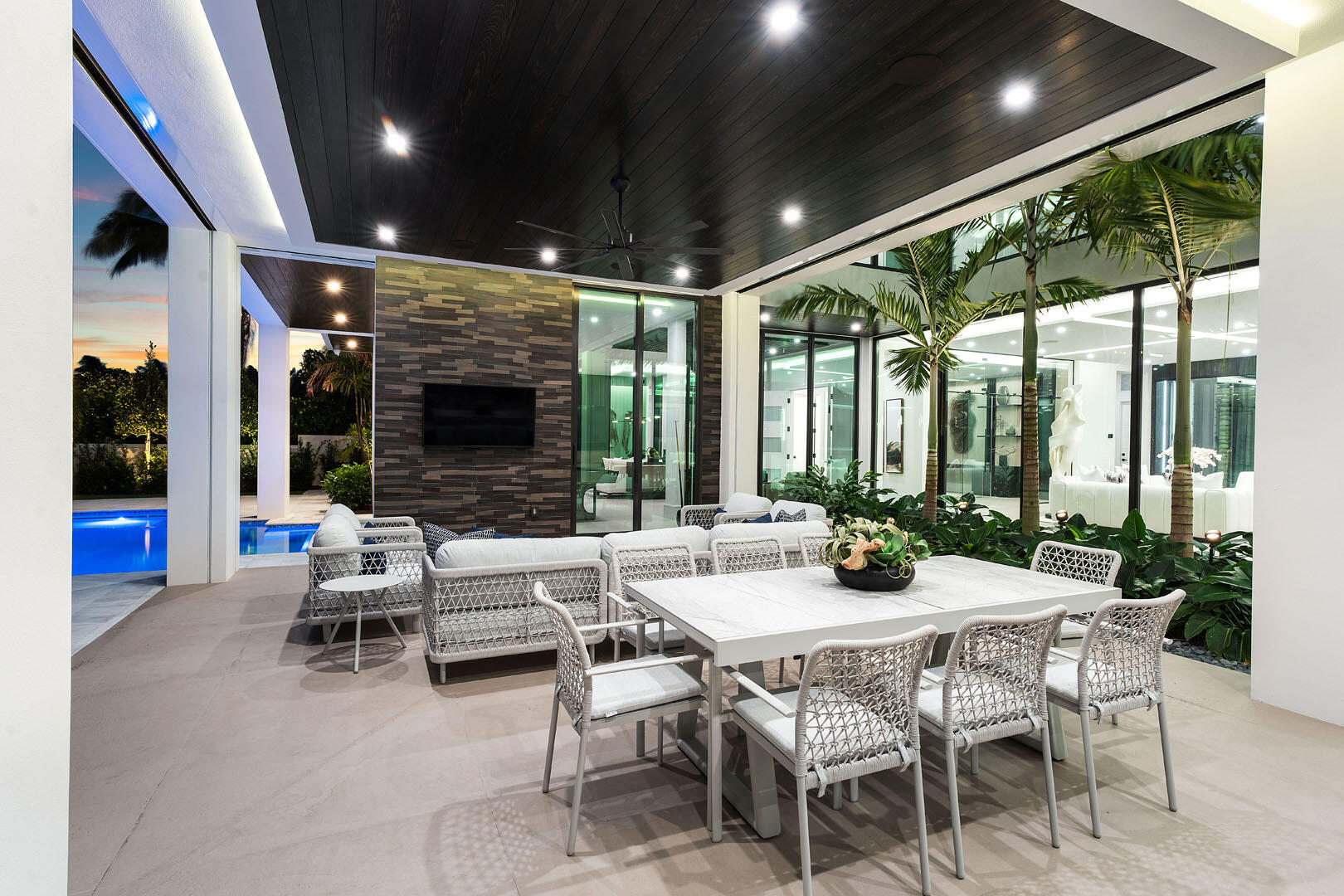 169 W Coconut Palm, Boca Raton FL 33432