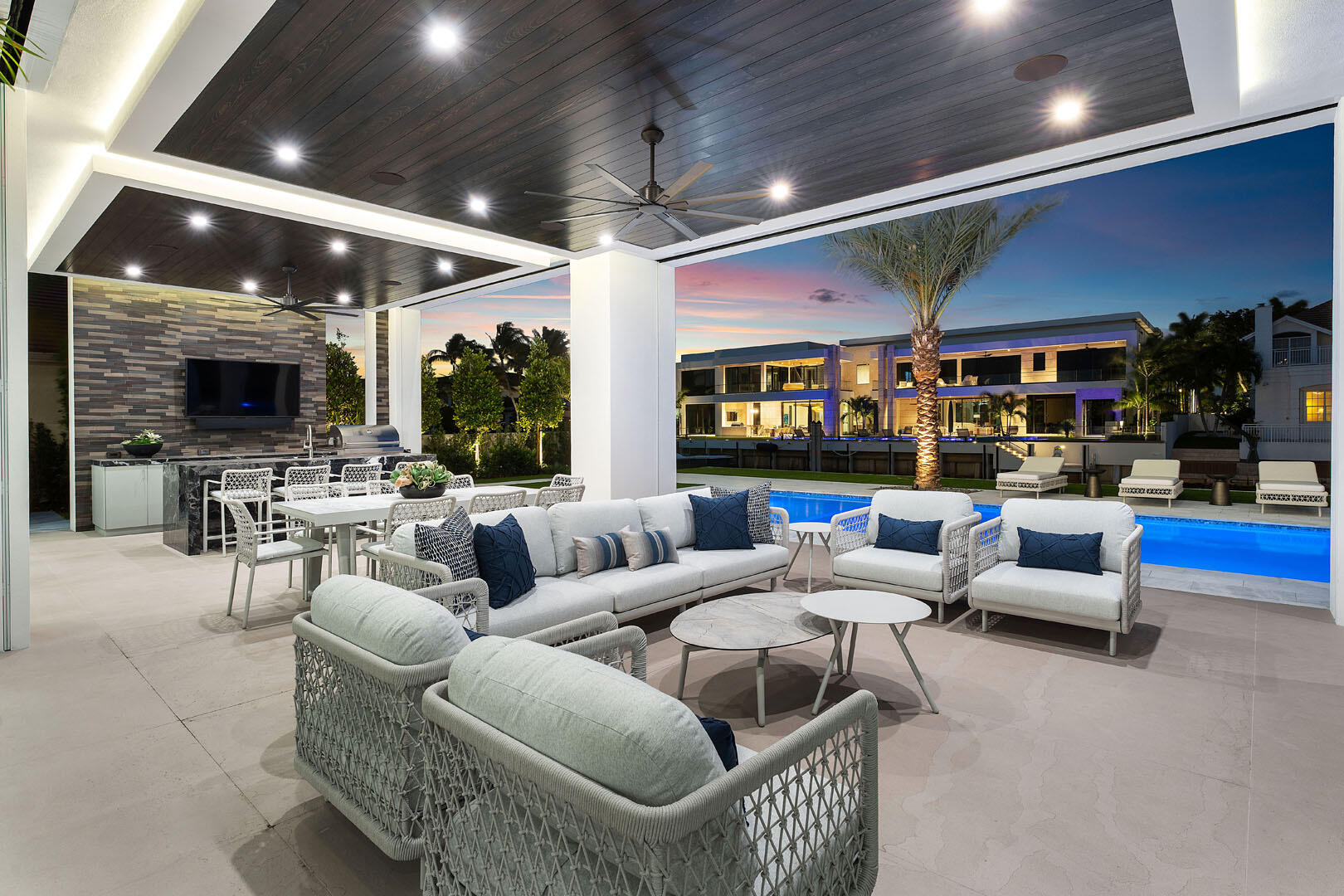 169 W Coconut Palm, Boca Raton FL 33432