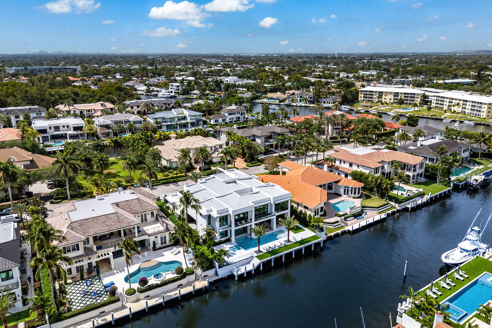 169 W Coconut Palm, Boca Raton FL 33432