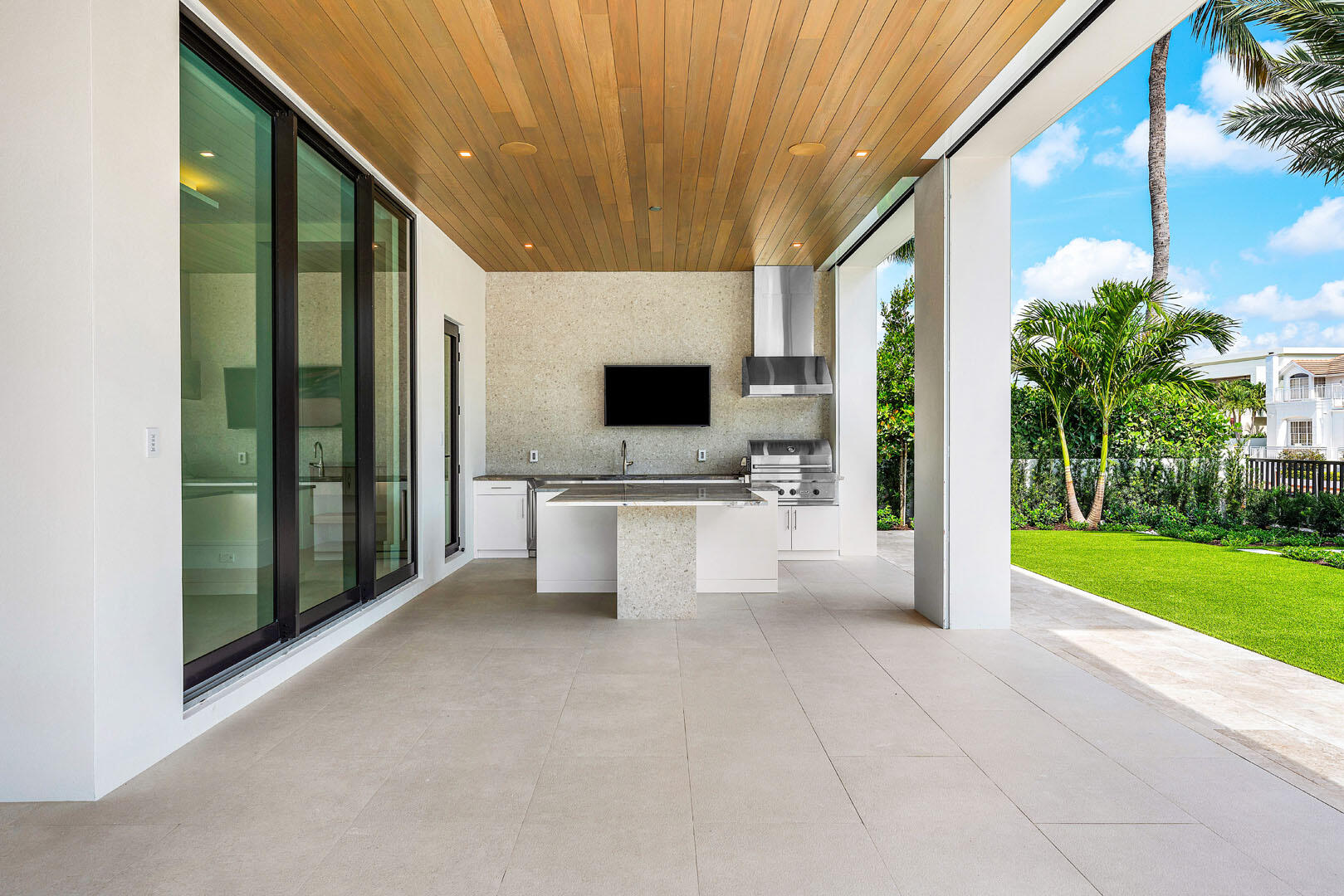 191 W Coconut Palm, Boca Raton FL 33432