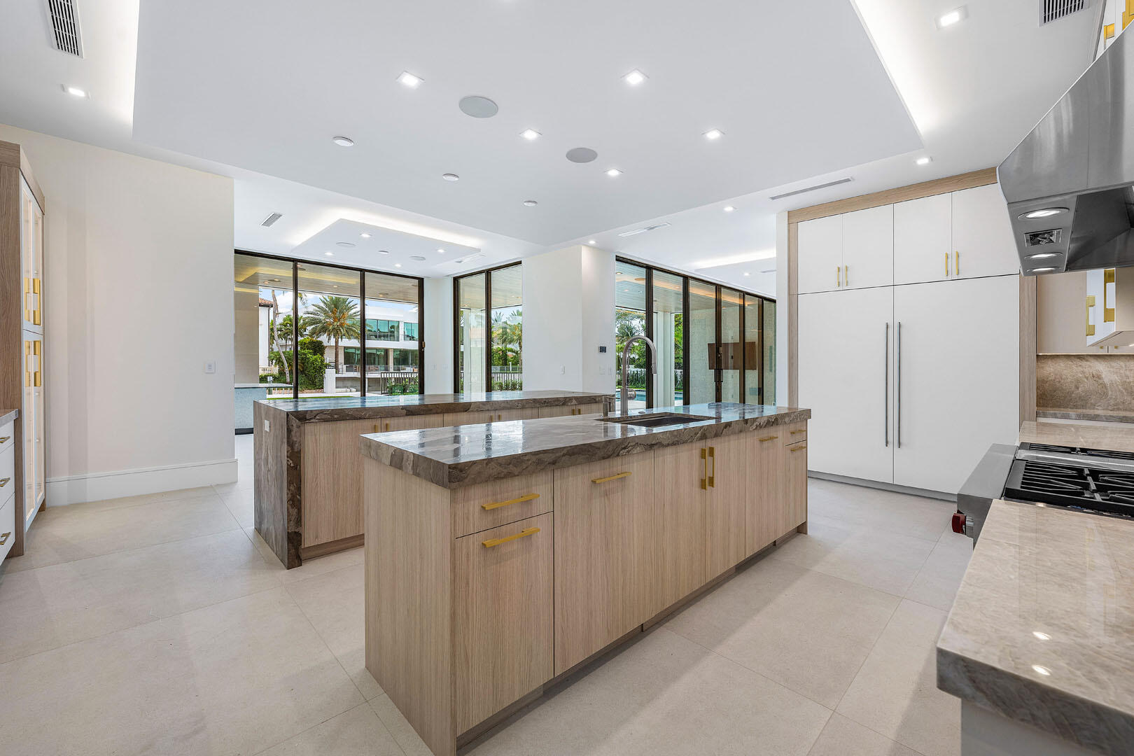 191 W Coconut Palm, Boca Raton FL 33432