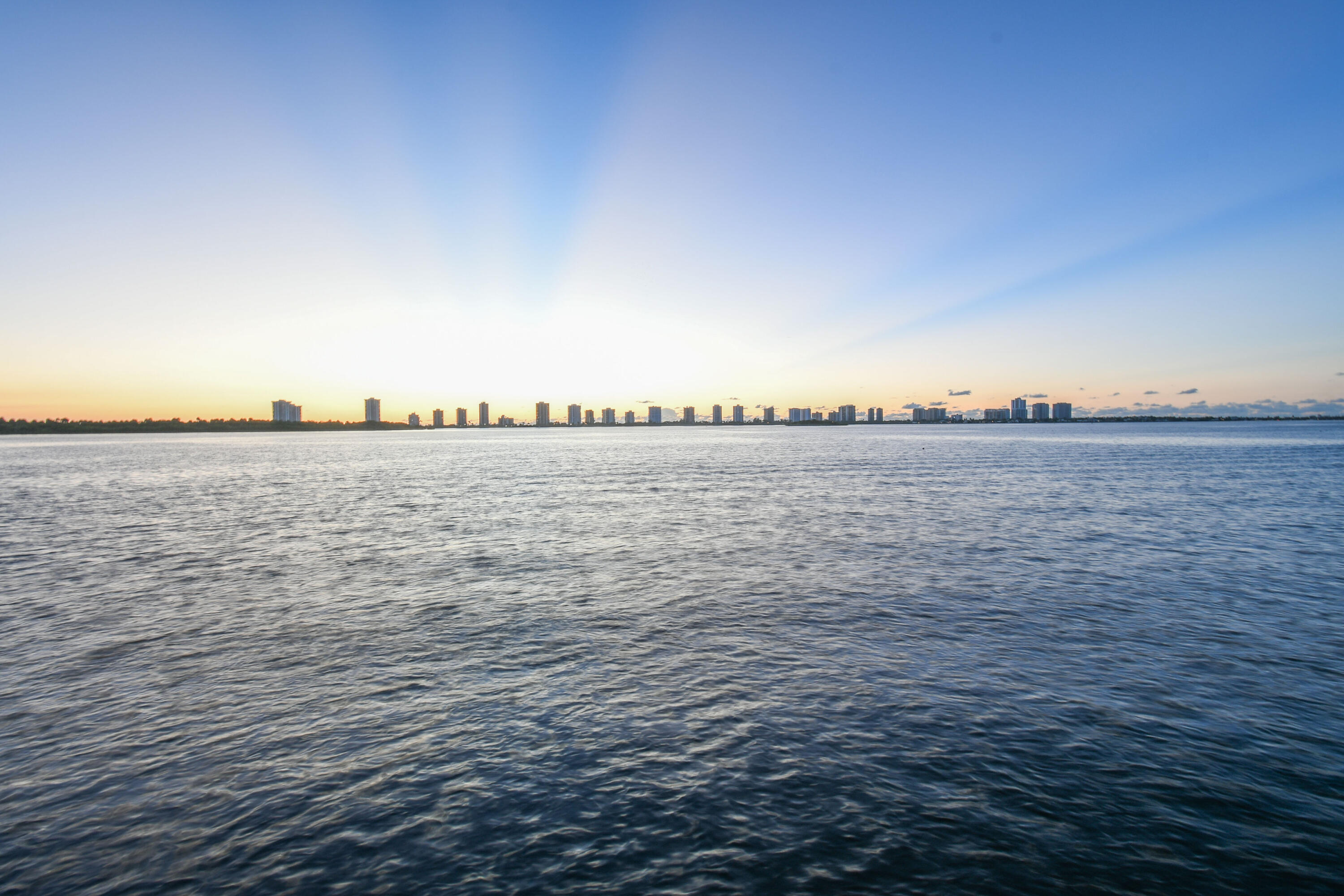 101 Bowsprit, North Palm Beach FL 33408