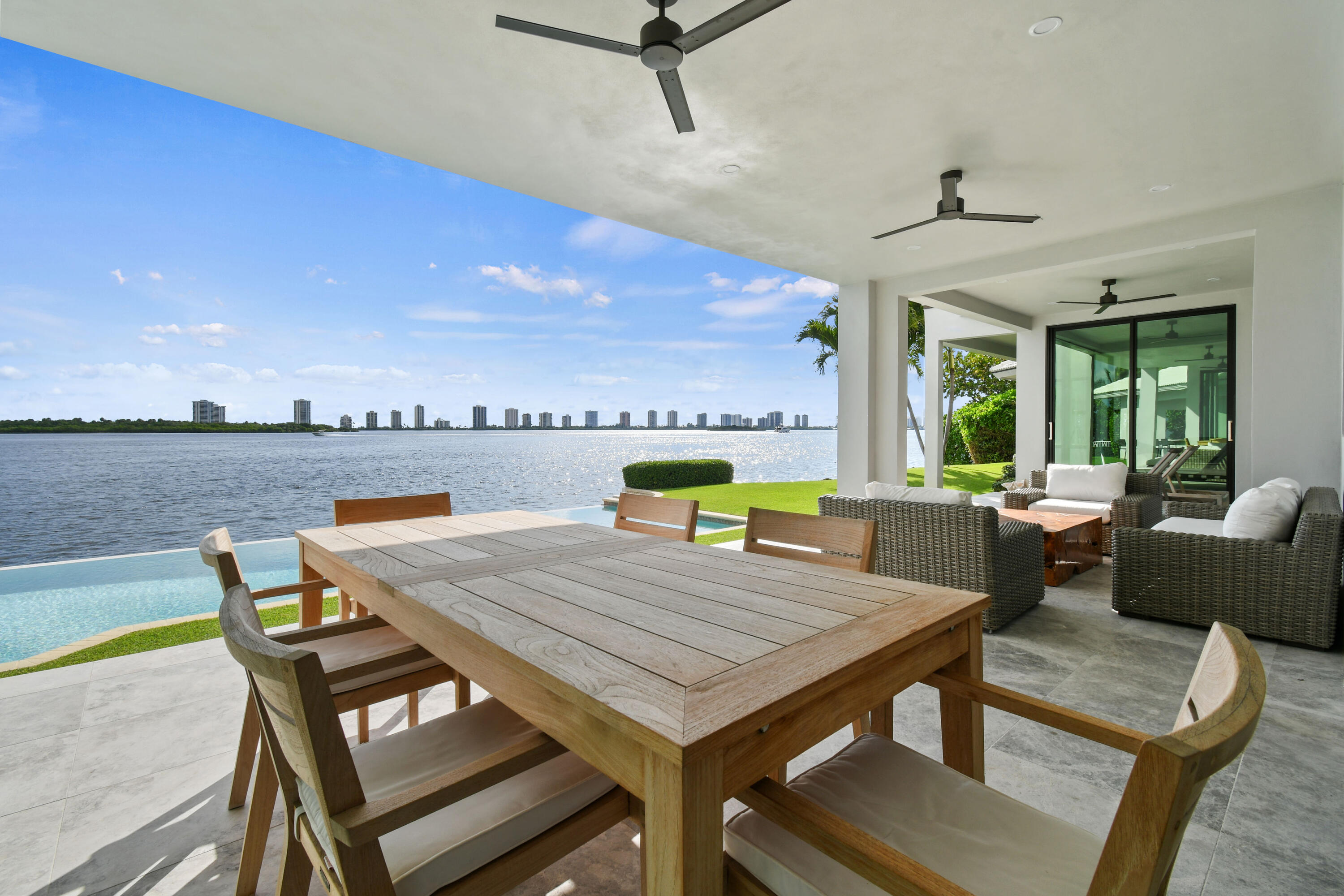 101 Bowsprit, North Palm Beach FL 33408