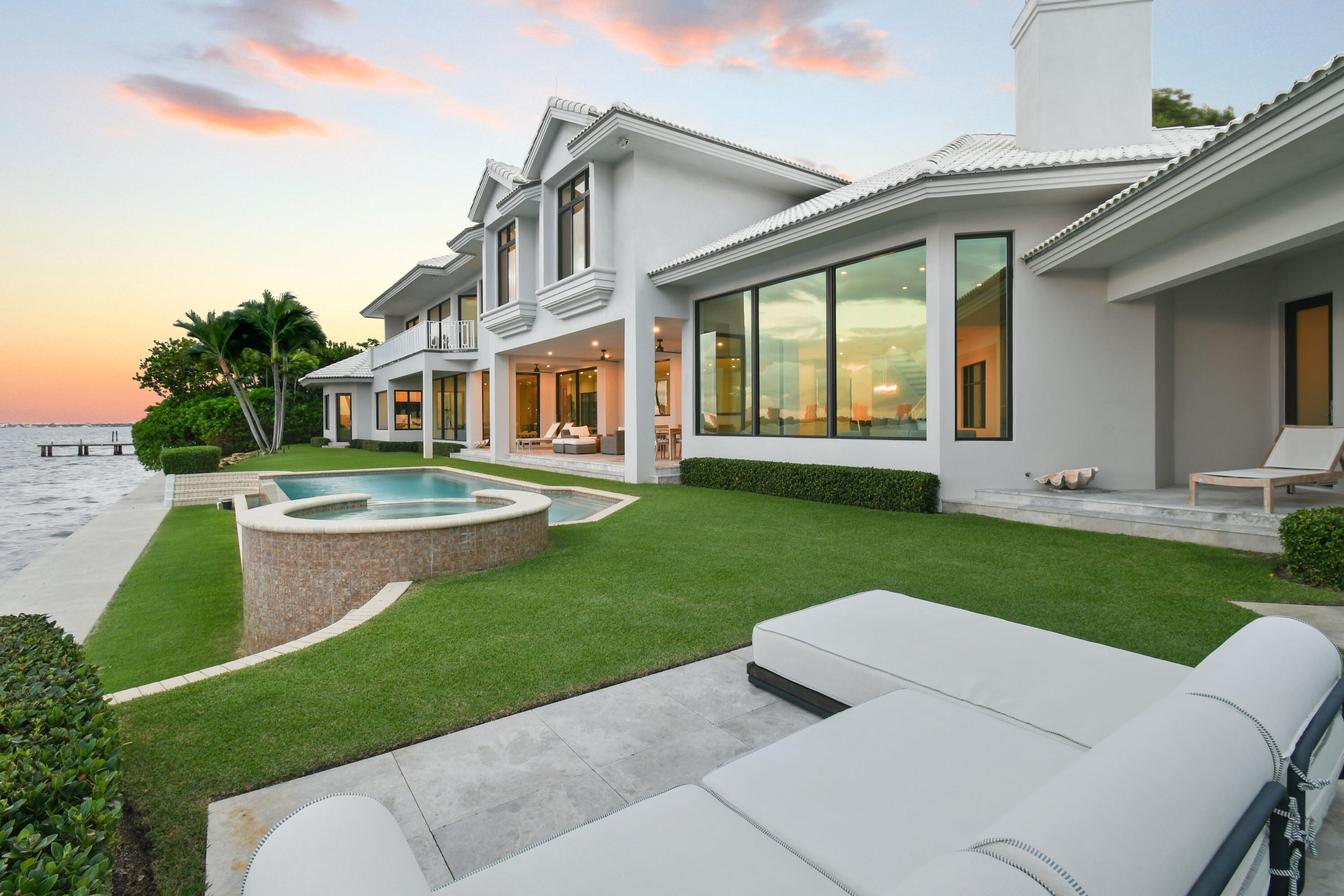 101 Bowsprit, North Palm Beach FL 33408