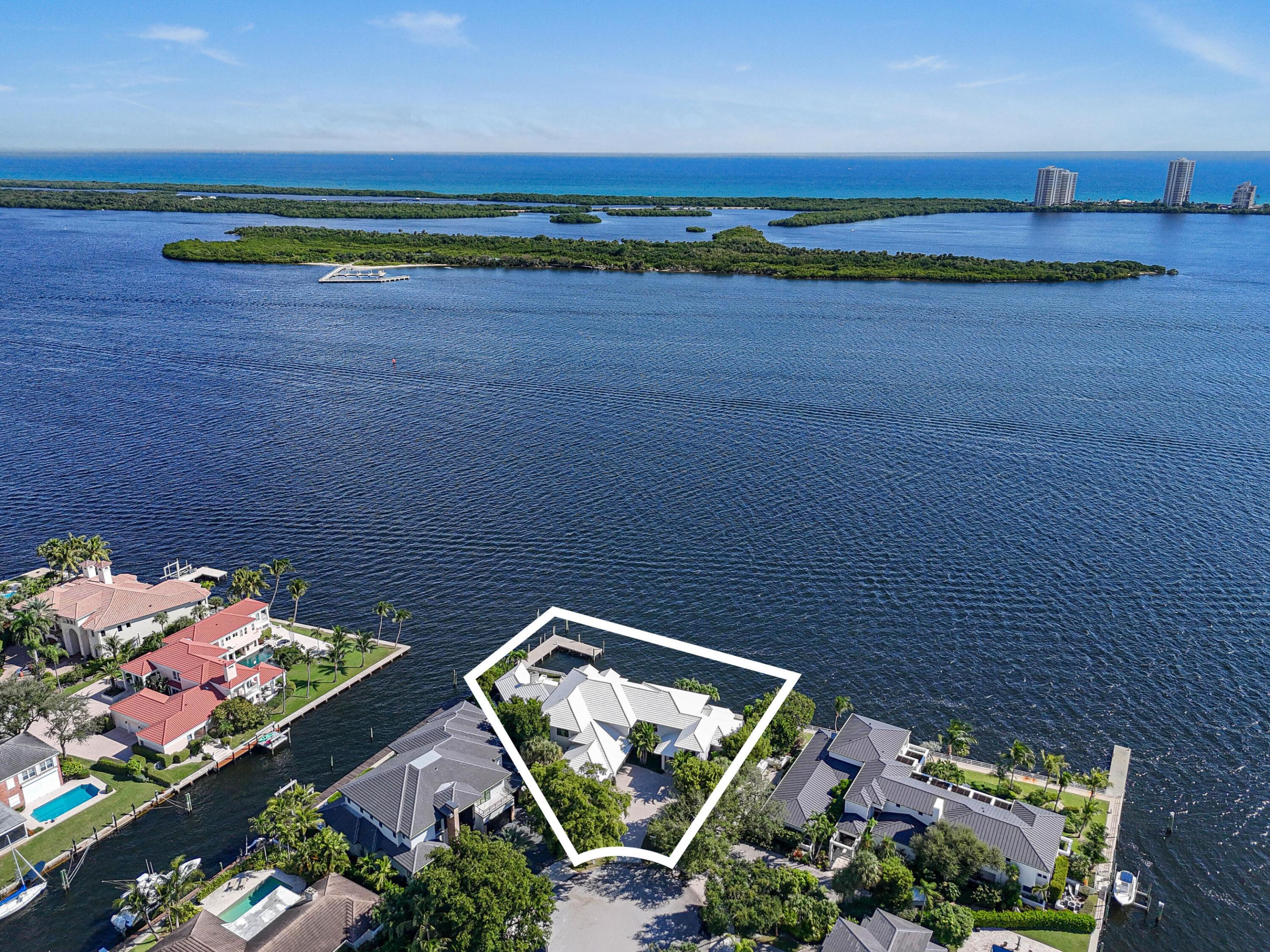 101 Bowsprit, North Palm Beach FL 33408