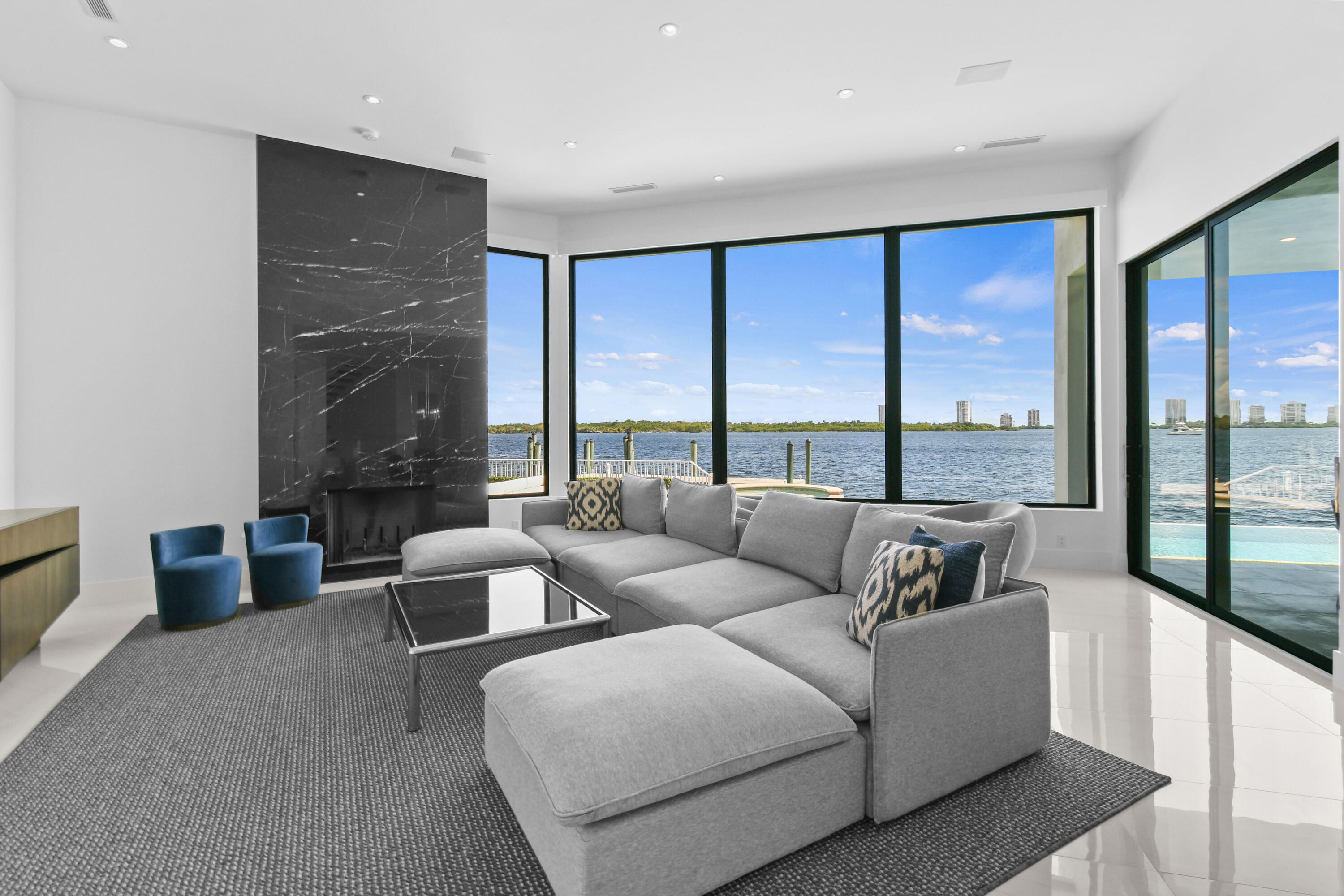 101 Bowsprit, North Palm Beach FL 33408
