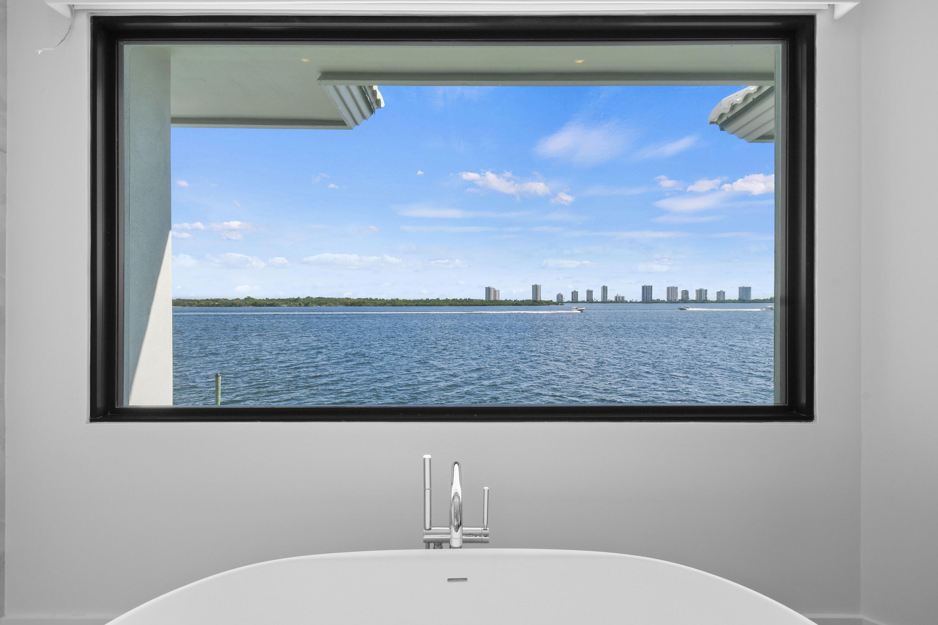 101 Bowsprit, North Palm Beach FL 33408
