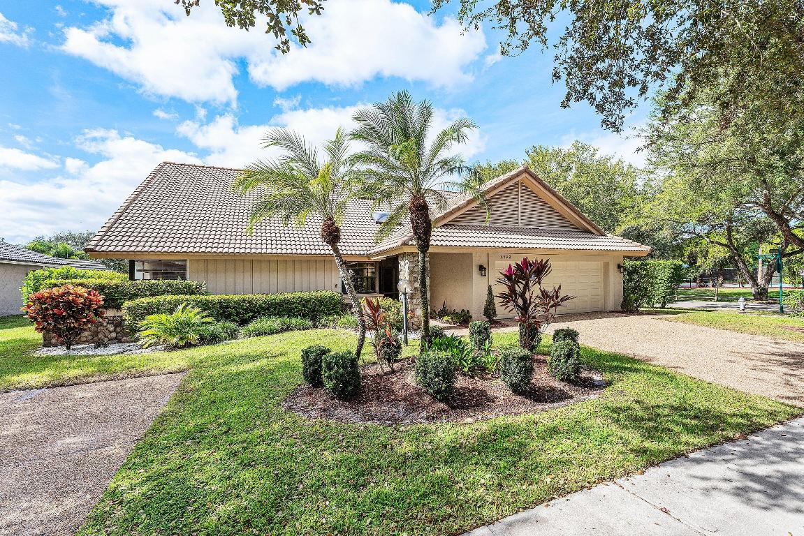 4299 NW 26th, Boca Raton FL 33434