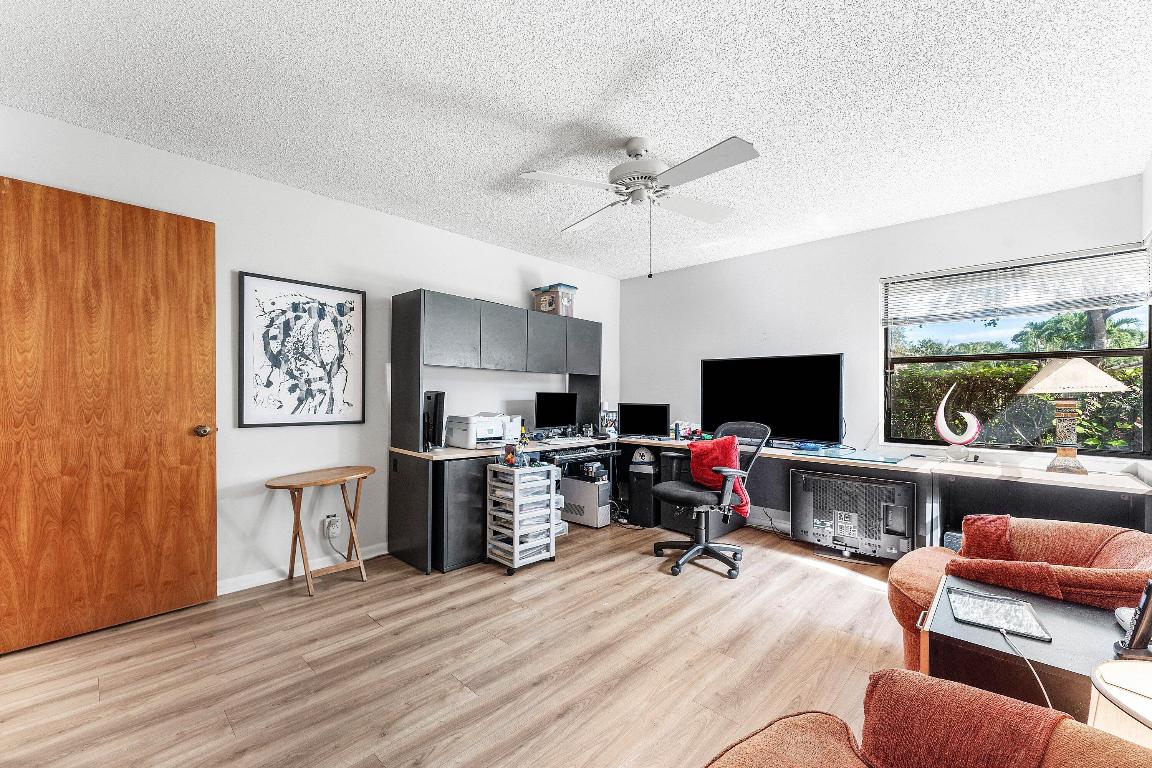 4299 NW 26th, Boca Raton FL 33434