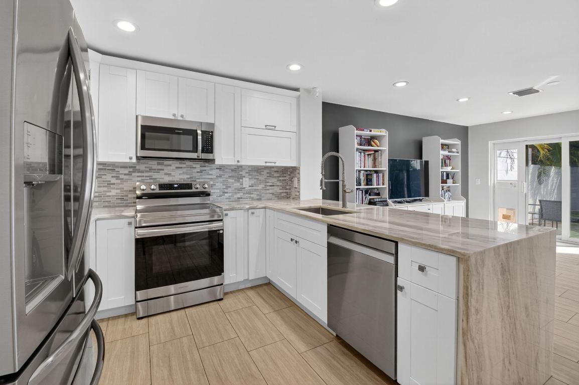 2226 NW 52nd, Boca Raton FL 33496