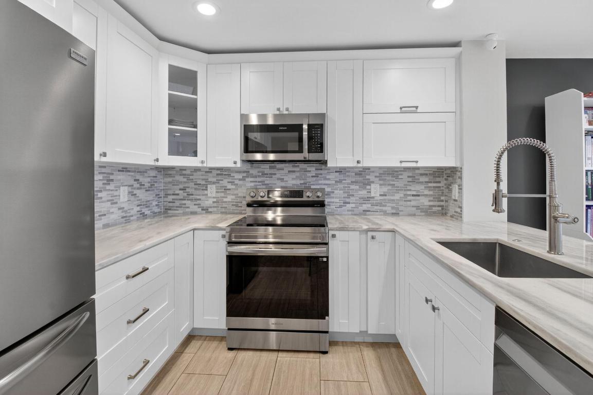 2226 NW 52nd, Boca Raton FL 33496