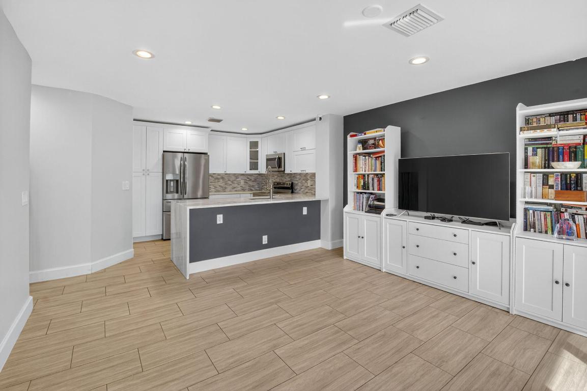 2226 NW 52nd, Boca Raton FL 33496