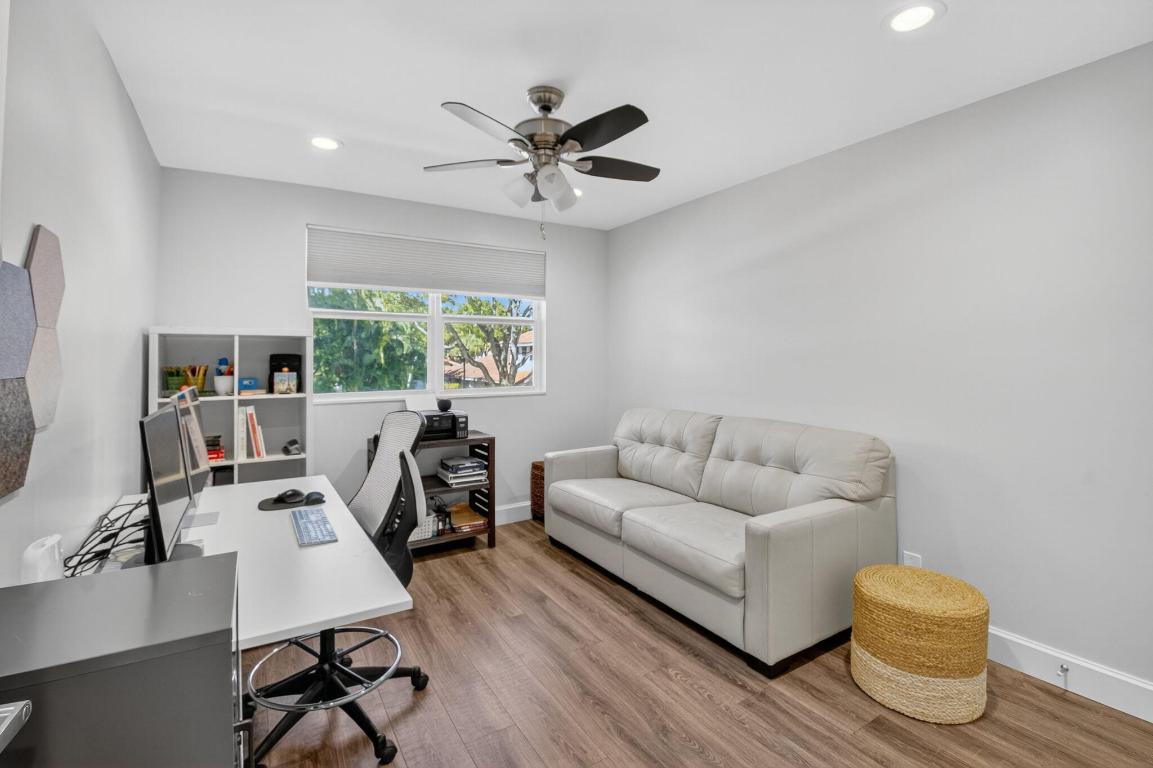 2226 NW 52nd, Boca Raton FL 33496