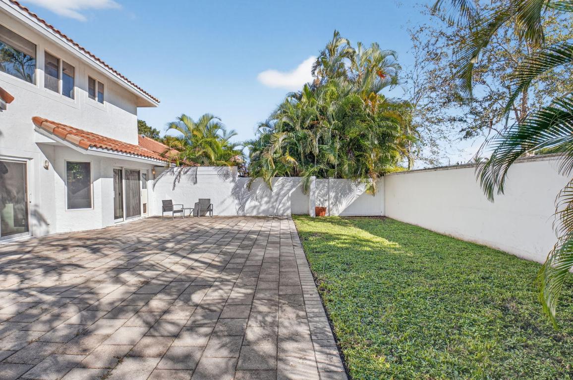 2226 NW 52nd, Boca Raton FL 33496