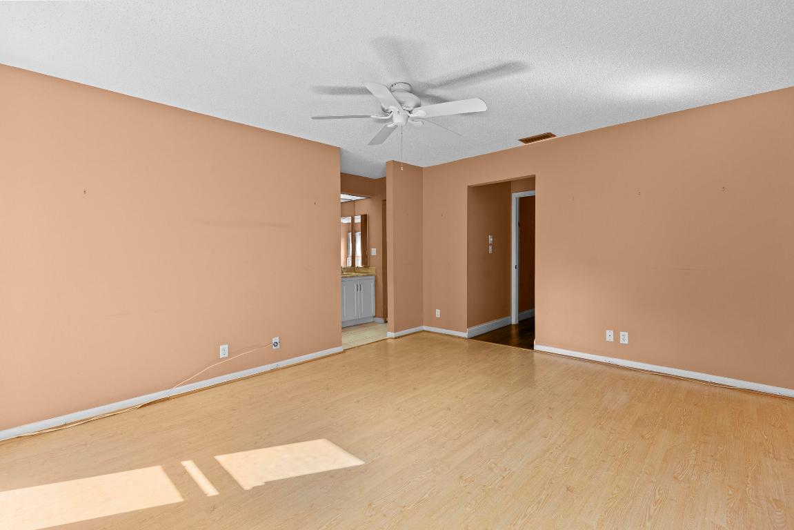 7974 Cloverfield, Boca Raton FL 33433