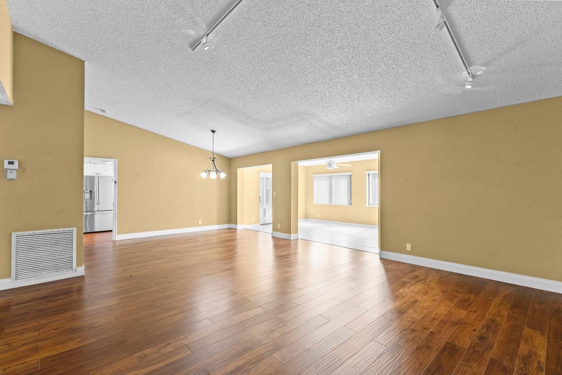 7974 Cloverfield, Boca Raton FL 33433