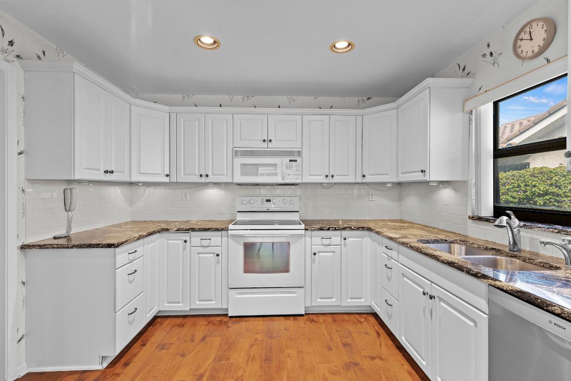 7974 Cloverfield, Boca Raton FL 33433