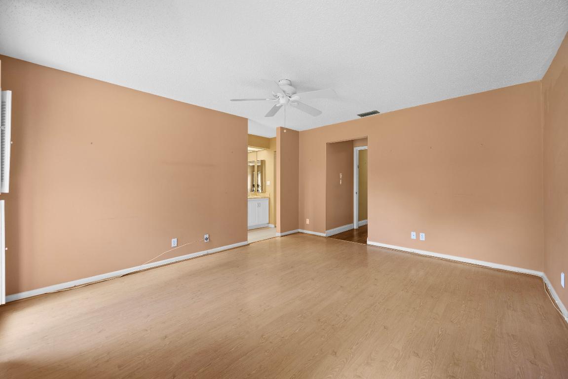 7974 Cloverfield, Boca Raton FL 33433