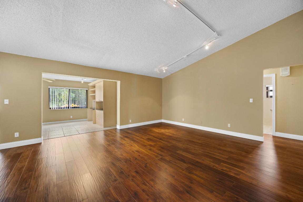 7974 Cloverfield, Boca Raton FL 33433
