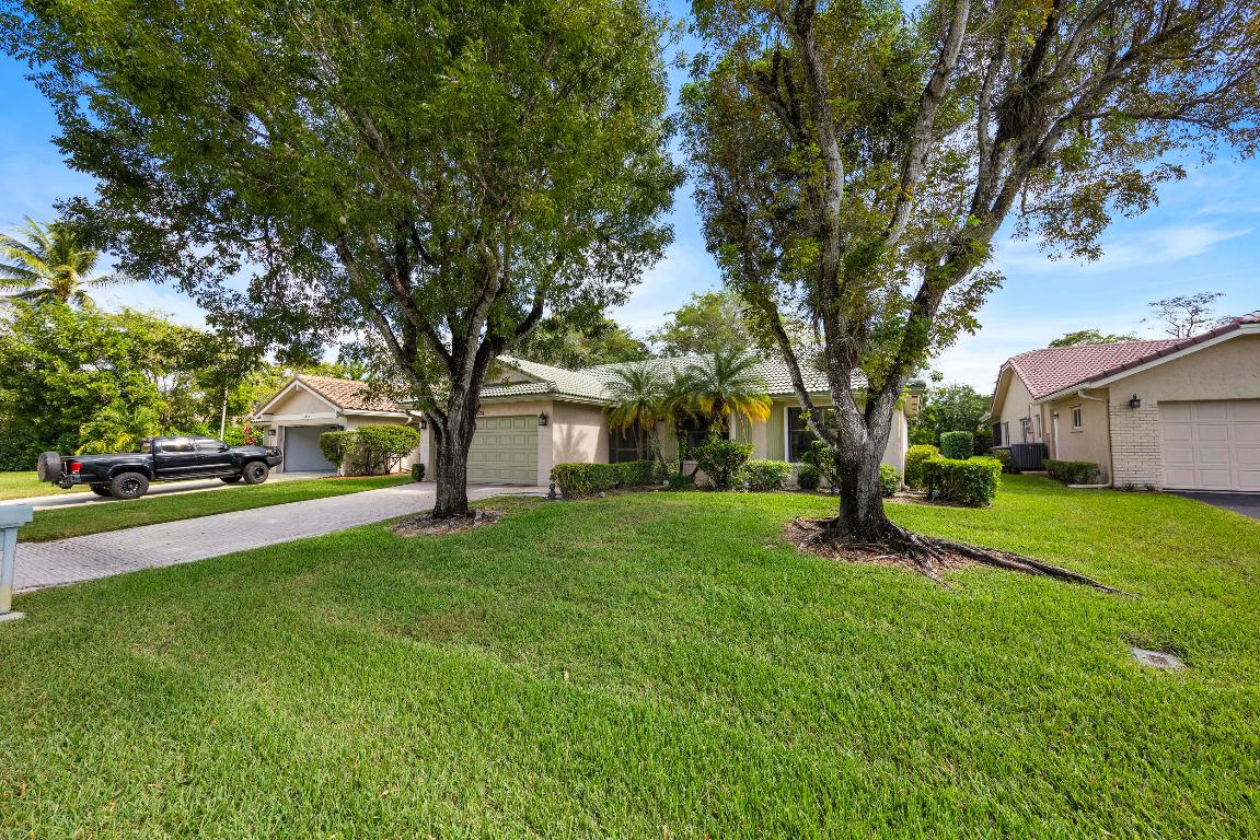 7974 Cloverfield, Boca Raton FL 33433