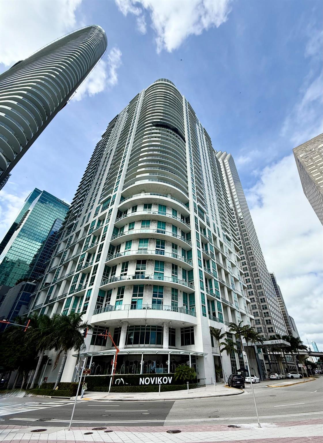 300 S Biscayne Boulevard #T-2209, Miami FL 33131