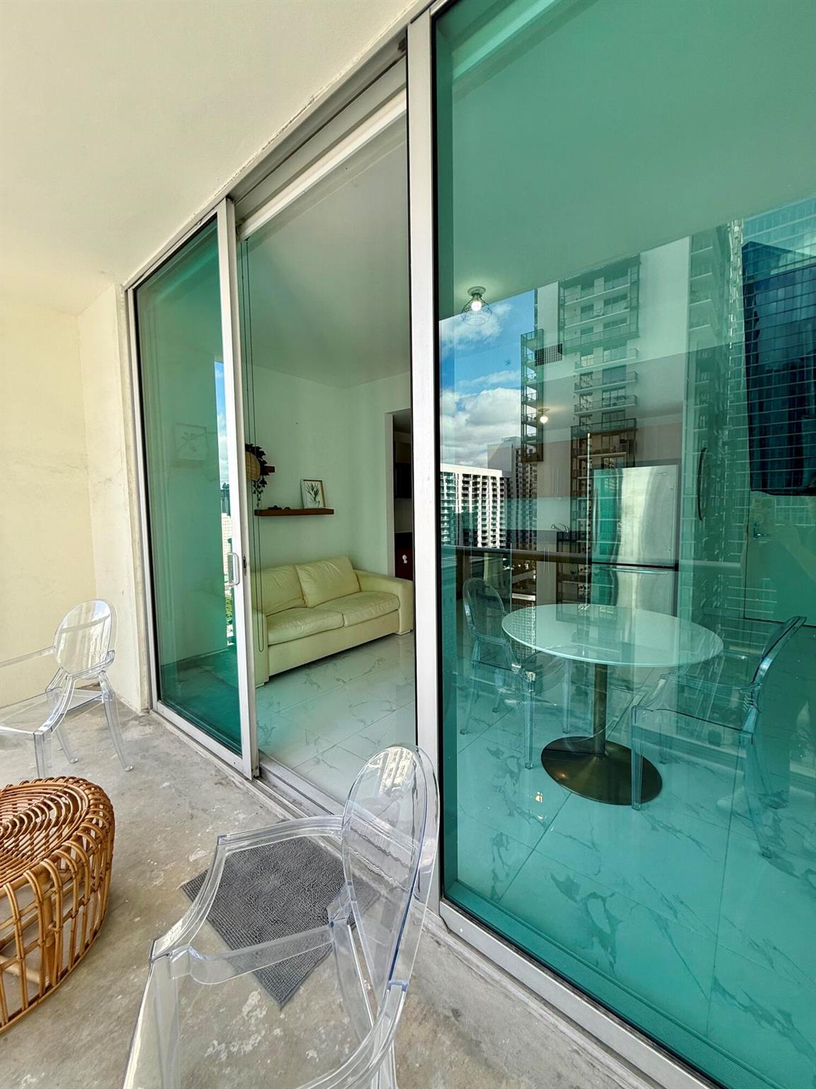 300 S Biscayne Boulevard #T-2209, Miami FL 33131