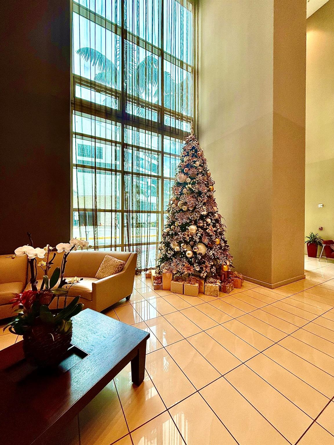 300 S Biscayne Boulevard #T-2209, Miami FL 33131